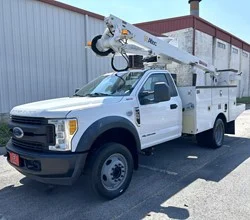 2017 Altec AT237 MOUNTED ON 2017 FORD F550