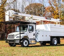 2026 TEREX XT PRO 60/70 MOUNTED ON 2027 FREIGHTLINER BUSINESS CLASS M2 106