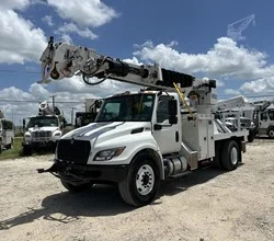 2023 ALTEC DM47BTR MOUNTED ON 2023 INTERNATIONAL MV