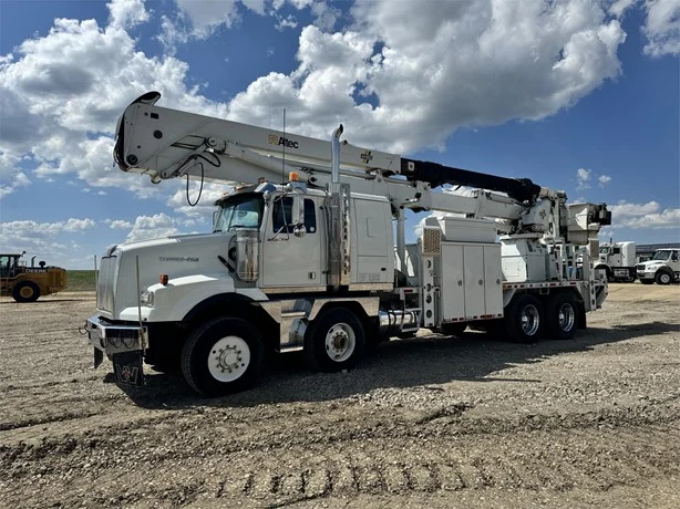 2007 ALTEC AH100 MOUNTED ON 2007 WESTERN STAR 4900