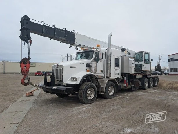 2013 ALTEC AC40-127S-HL MOUNTED ON 2013 KENWORTH T800