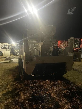 2022 TEREX COMMANDER 4047