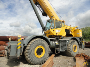 2008 Grove RT880E