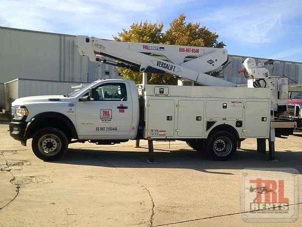 2022 VERSALIFT VST47MHI MOUNTED ON 2022 RAM 5500 HD