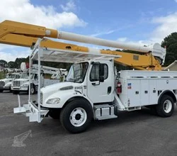 2017 Altec AA755 MOUNTED ON 2017 FREIGHTLINER BUSINESS CLASS M2 106