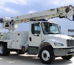 2019 Altec DC47TR MOUNTED ON 2019 FREIGHTLINER BUSINESS CLASS M2 106