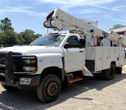 2019 ETI ETCMH37IH MOUNTED ON 2019 CHEVROLET SILVERADO 6500HD