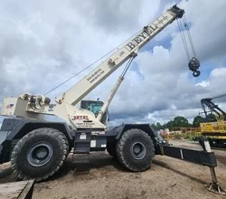 2014 Terex RT780