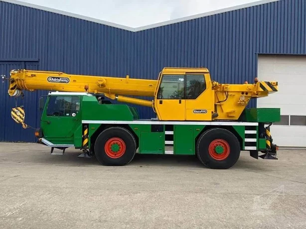 2000 Liebherr LTM1030-2