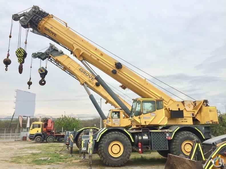 2009 Grove RT890E
