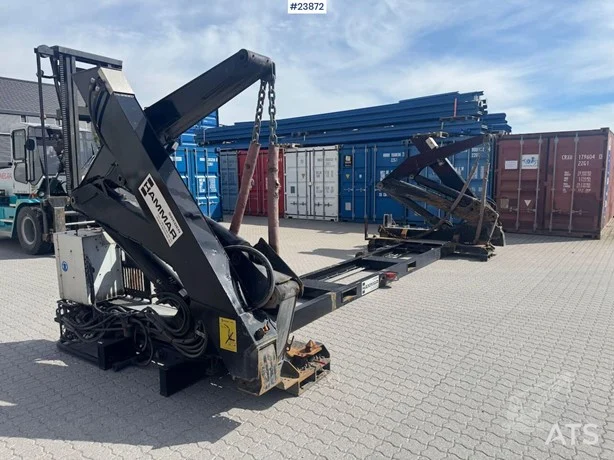 2013 HAMMAR 140B
