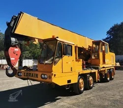 1975 Lorain MCH30