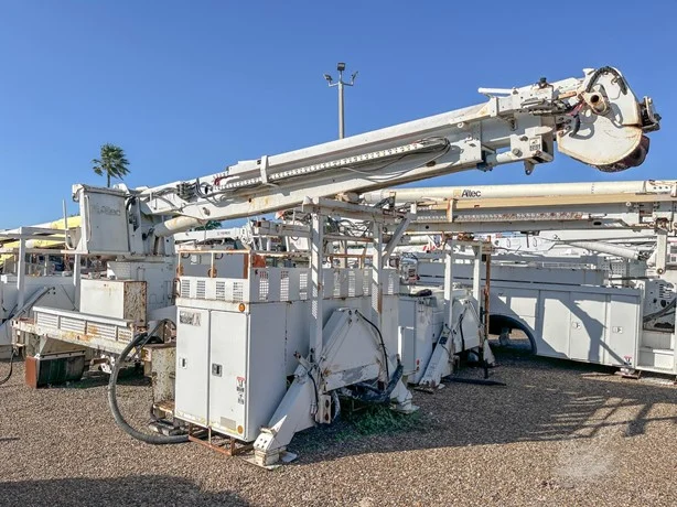 2004 ALTEC D947TR