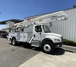 2019 Altec AA55 MOUNTED ON 2019 FREIGHTLINER BUSINESS CLASS M2 106