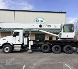 2007 ALTEC AC38-127S-HL MOUNTED ON 2007 KENWORTH T800