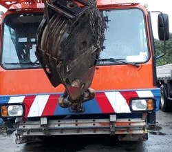 2002 LIEBHERR LTM1090-2