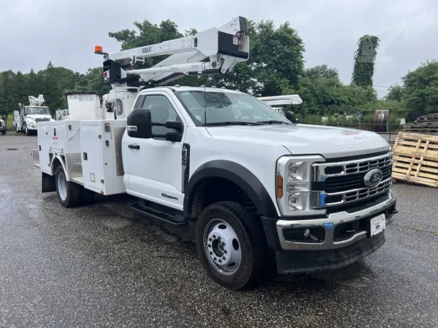 2024 Versalift SST40EIH-02 MOUNTED ON 2024 FORD F550 Bucket Trucks / Service Trucks for Rent