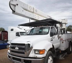 2009 Terex HI RANGER LT 40 MOUNTED ON 2009 FORD F750 XL