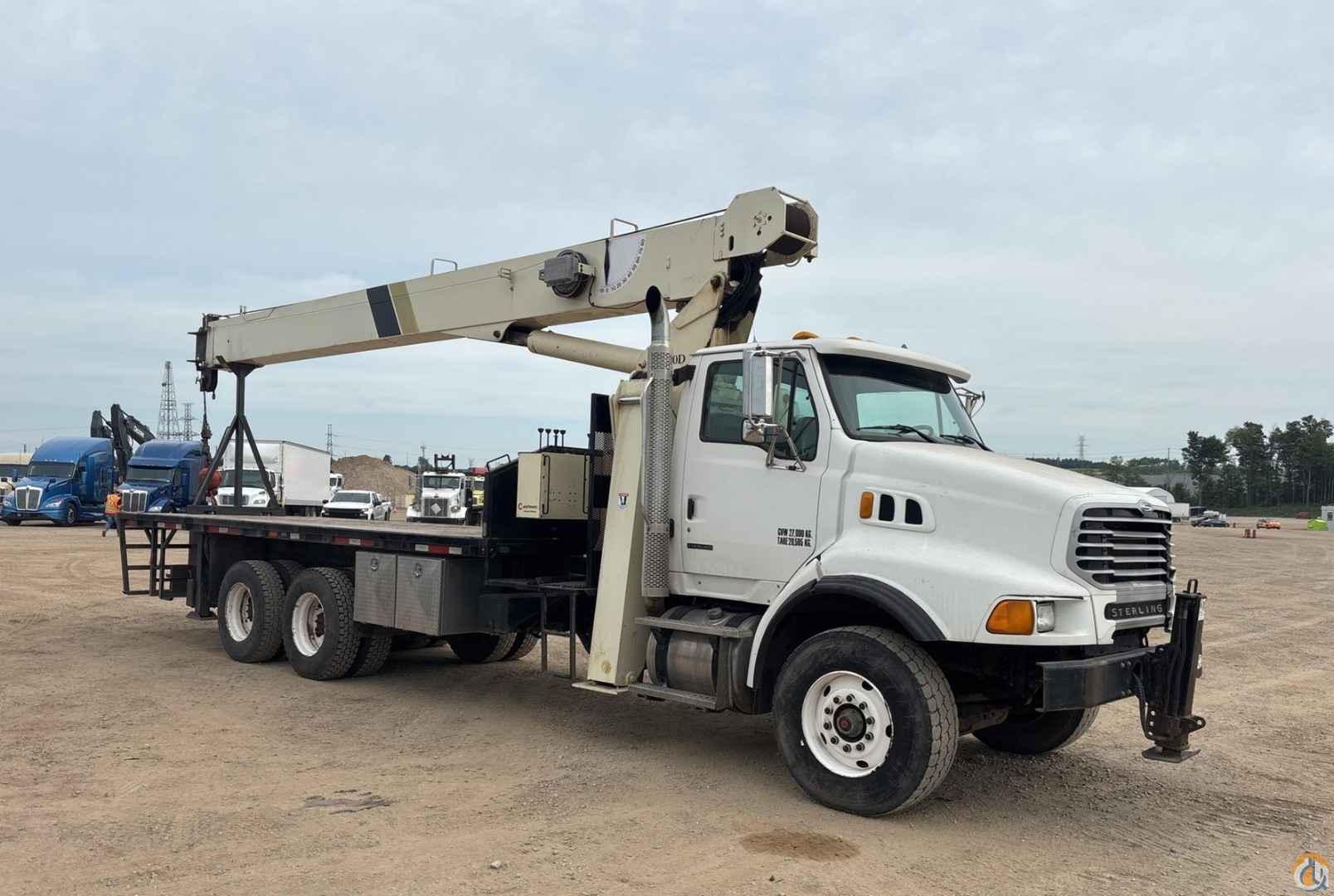 2005 National 800D