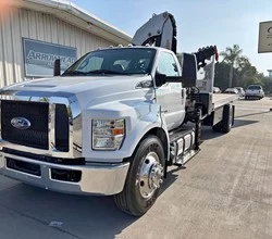 2017 Tka 17.700 MOUNTED ON 2017 FORD F750 XLT SD