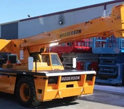 2013 Broderson IC200-3H