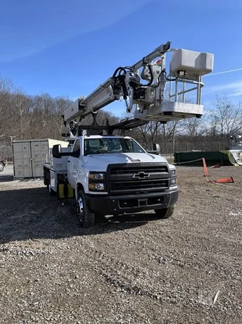 2024 ALTEC LS49 MOUNTED ON 2022 CHEVROLET 6500