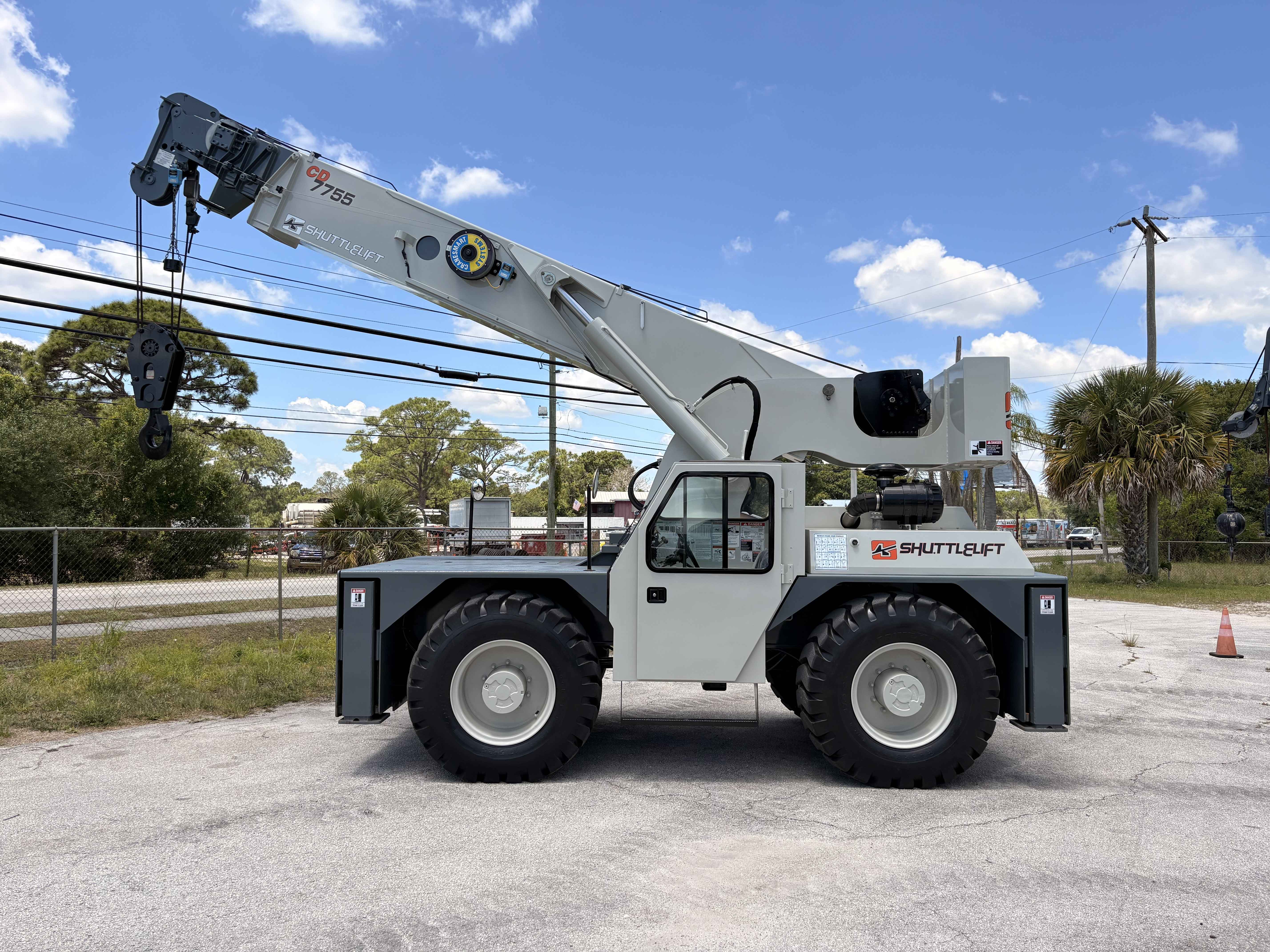 2010 Shuttlelift CD7755