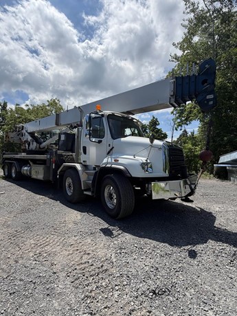 2017 Manitex TC45142 MOUNTED ON 2017 FREIGHTLINER 114SD