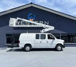 2013 VERSALIFT TEL29NE MOUNTED ON 2013 FORD E350 SD