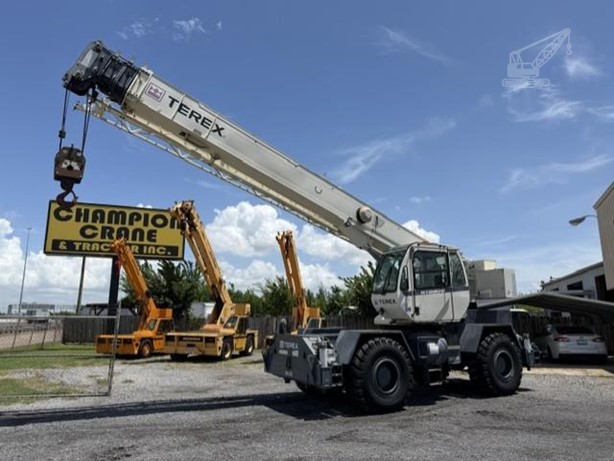 2013 TEREX RT230