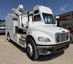 2011 Terex TPL36 MOUNTED ON 2011 FREIGHTLINER BUSINESS CLASS M2 106