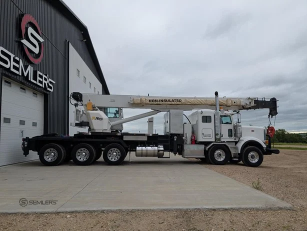 2012 ALTEC AC38-127S-HL MOUNTED ON 2012 PETERBILT 367