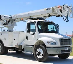 2019 Altec DC47TR MOUNTED ON 2019 FREIGHTLINER BUSINESS CLASS M2 106