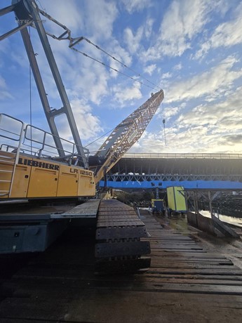 2017 Liebherr LR1250