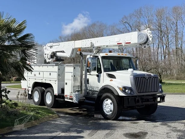 2008 ALTEC AM55E MOUNTED ON 2008 INTERNATIONAL WORKSTAR 7500