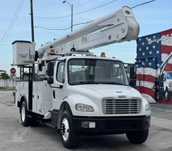 2018 Altec AA55 MOUNTED ON 2018 FREIGHTLINER BUSINESS CLASS M2 106