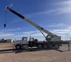 2011 National NBT45 MOUNTED ON 2012 PETERBILT 367