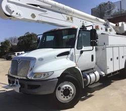 2017 ALTEC AA55 MH MOUNTED ON 2019 INTERNATIONAL DURASTAR 4300