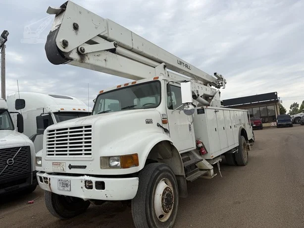 1999 LIFT-ALL LOM55-2MS MOUNTED ON 1999 INTERNATIONAL 4800