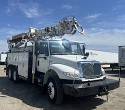 2011 TEREX COMMANDER 5050 MOUNTED ON 2012 INTERNATIONAL DURASTAR 4400