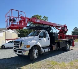 2015 Elliott L60R MOUNTED ON 2015 FORD F750