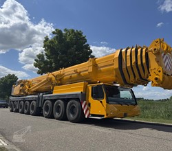 2011 LIEBHERR LTM1500-8.1