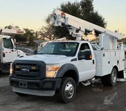 2013 Altec AT200A MOUNTED ON 2013 FORD F550