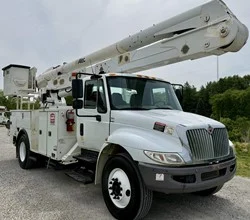 2018 Altec AA55 MH MOUNTED ON 2018 INTERNATIONAL DURASTAR 4300