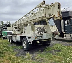 1997 Terex T230