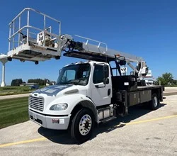 2018 Altec LS63 MOUNTED ON 2018 FREIGHTLINER BUSINESS CLASS M2 106