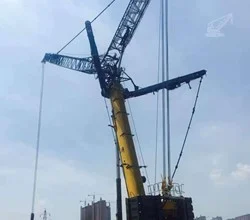 2017 Grove GMK6400