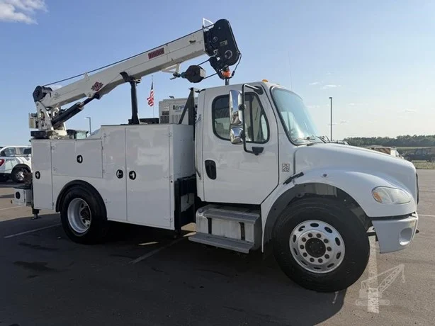 2020 IMT 10000-30 MOUNTED ON 2020 FREIGHTLINER BUSINESS CLASS M2 106