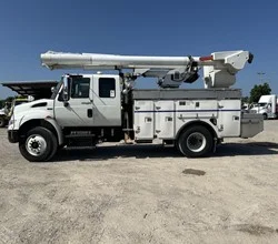 2012 Altec L42M MOUNTED ON 2012 INTERNATIONAL DURASTAR 4400