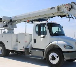 2018 Altec DM47BTR MOUNTED ON 2018 FREIGHTLINER BUSINESS CLASS M2 106